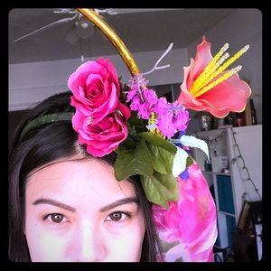 Meet your Posher, Attitra